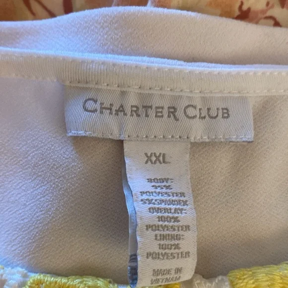 XXL white polyester tank top with yellow lace detail on the front - Picture 6 of 7